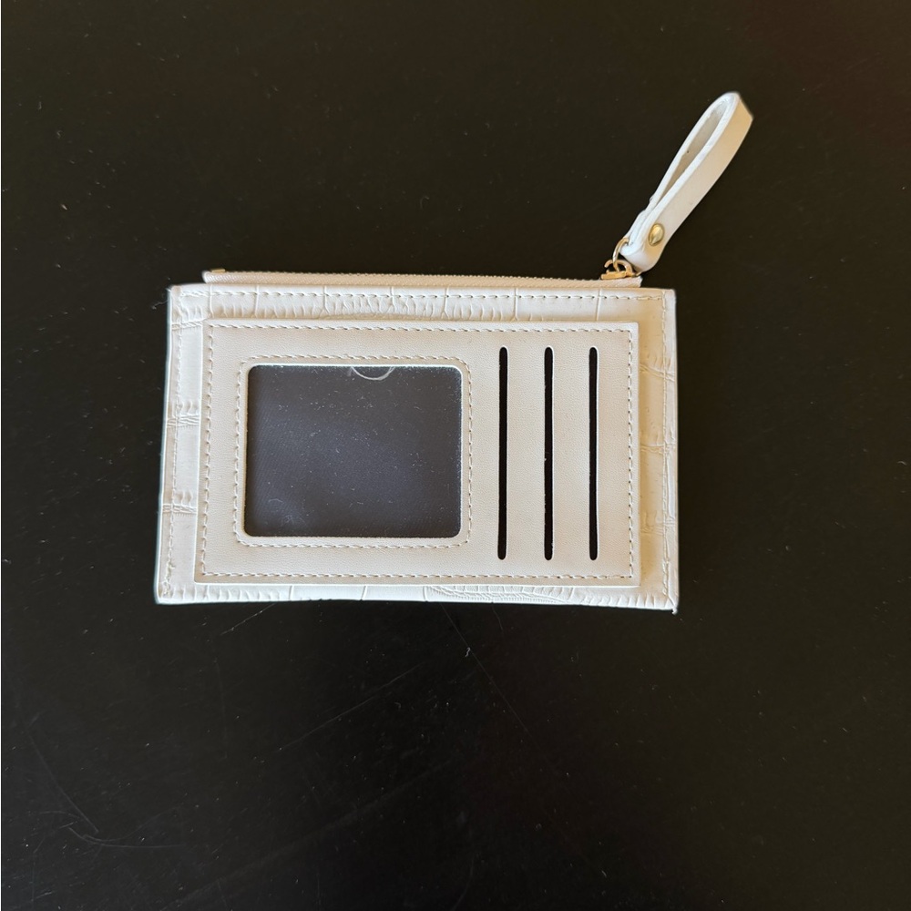 White Croc-Embossed Card Holder - Picture 2 of 2